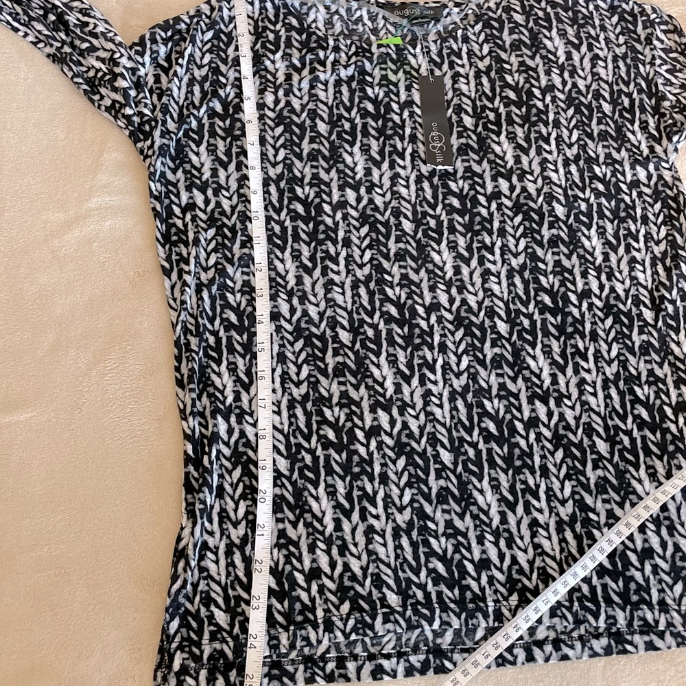 August Silk Lightweight Scoop Neck Top - Size S - Picture 8 of 12